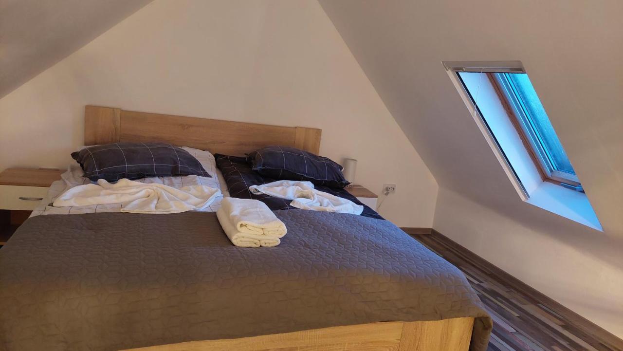 Casa Noua Villa Sasca Montană Eksteriør bilde